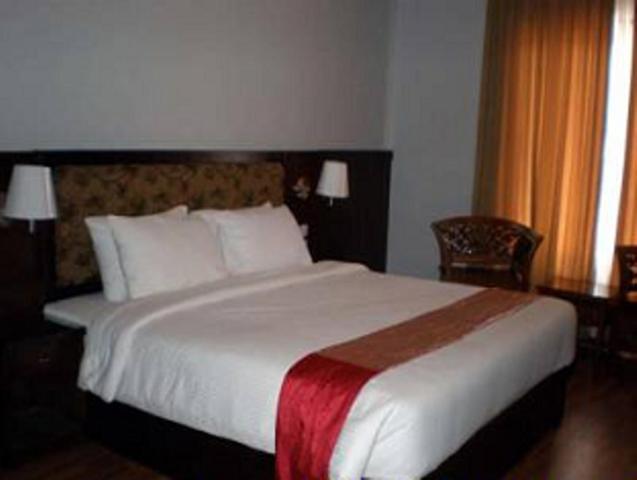 Edotel Bundo Kandung Padang  Habitación foto